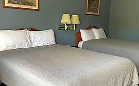 Deerfield Inn